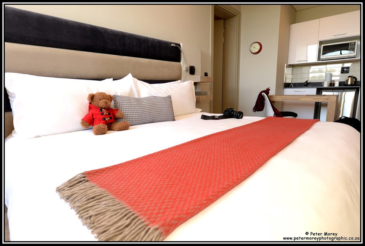 The Lakes Boutique Lodge Преторія Екстер'єр фото